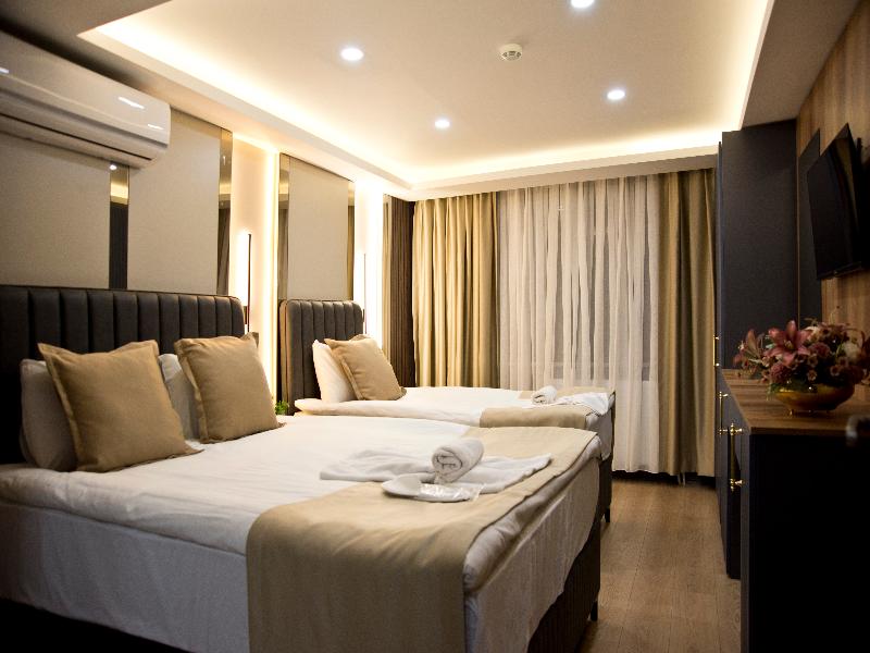 Grand Bagoz Hotel image