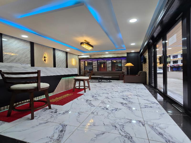 Grand Luxury Hotel