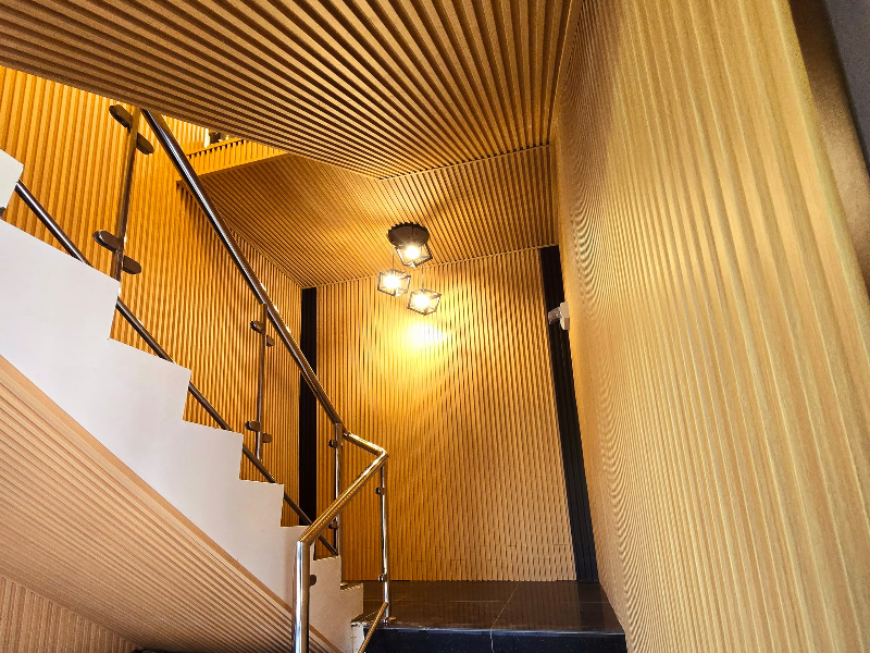 Grand Luxury Hotel