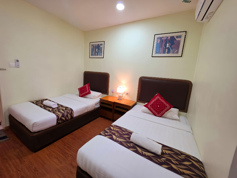 DELUXE TWIN ROOM BALCONY