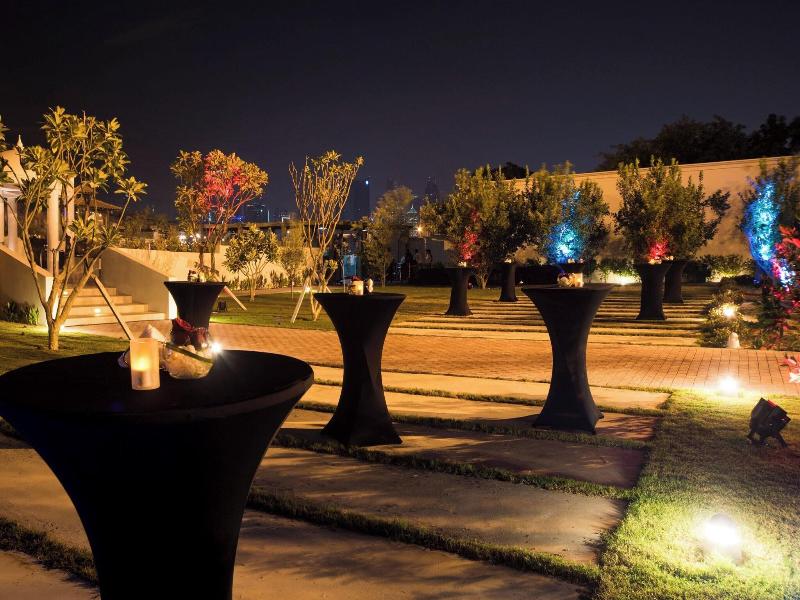 W Doha Hotel & Residences image