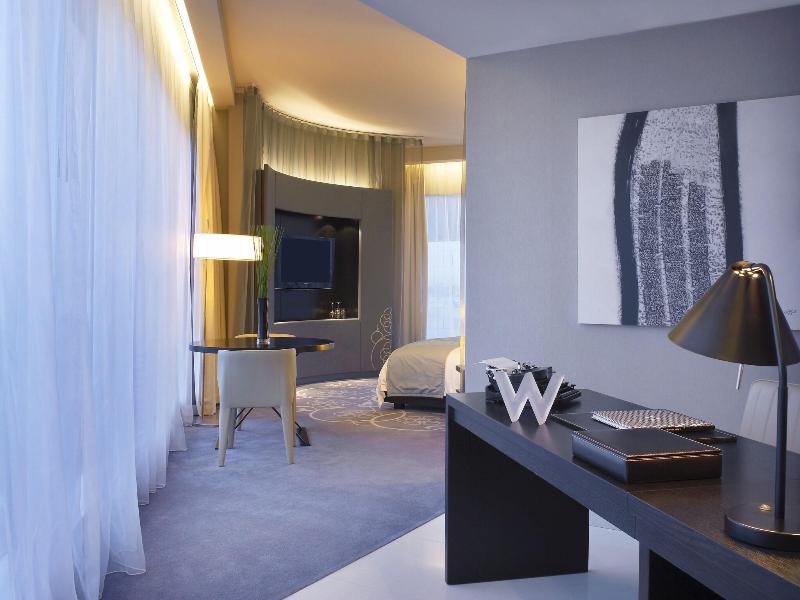 W Doha Hotel & Residences image