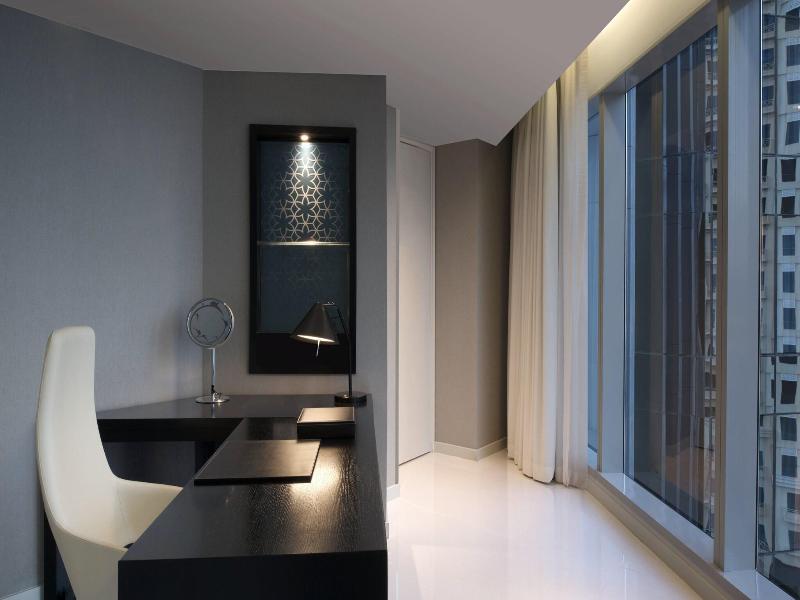 W Doha Hotel & Residences image