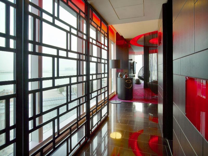 W Doha Hotel & Residences image