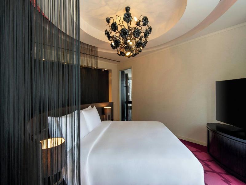 W Doha Hotel & Residences image