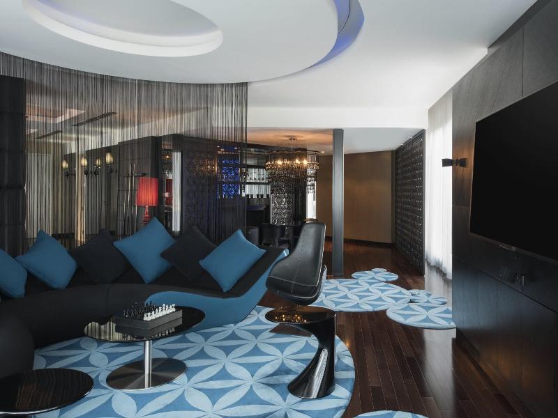 W Doha Hotel & Residences image
