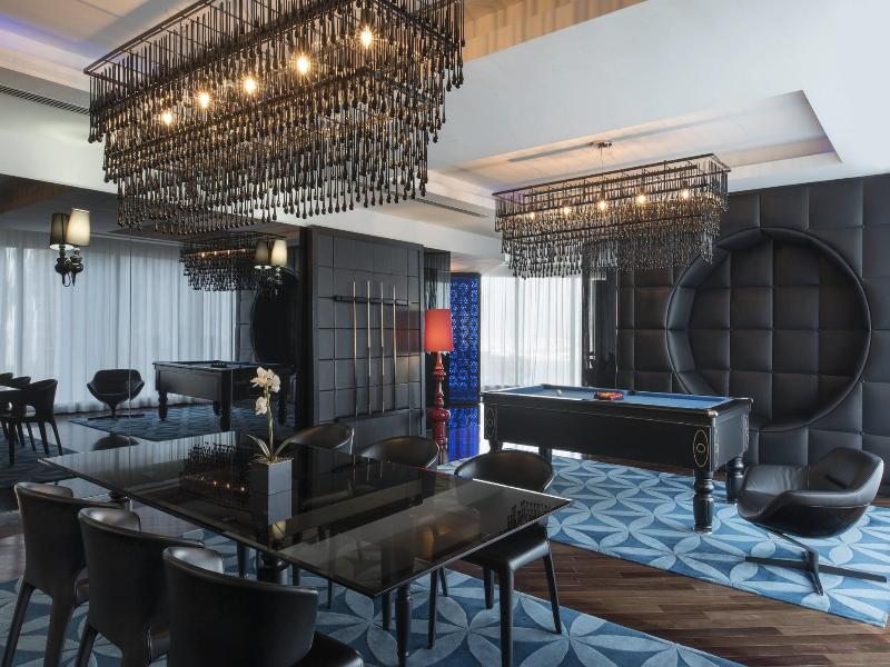 W Doha Hotel & Residences image