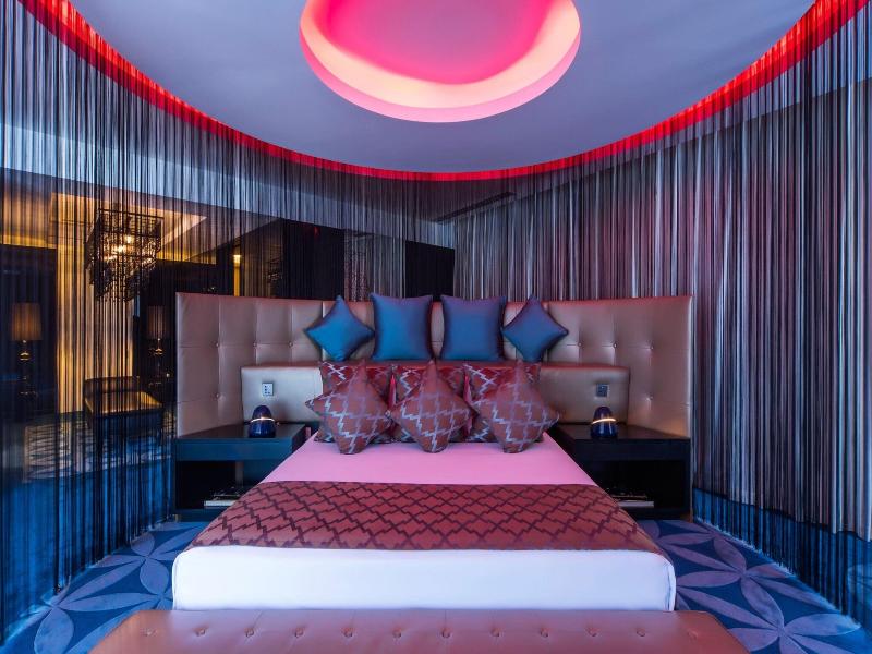 W Doha Hotel & Residences image