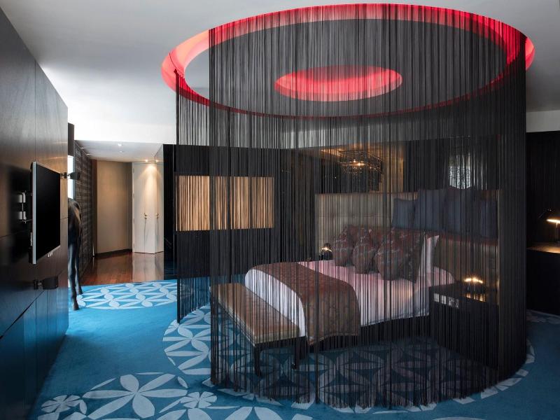 W Doha Hotel & Residences image
