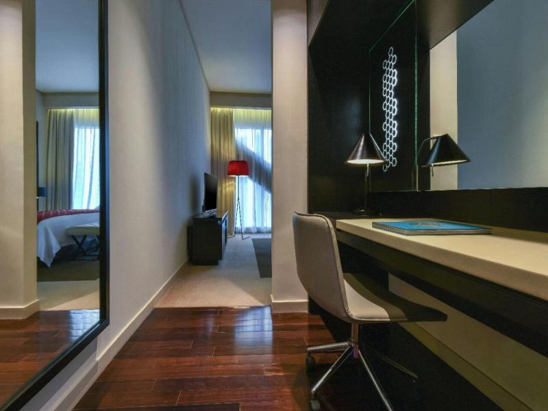 W Doha Hotel & Residences image