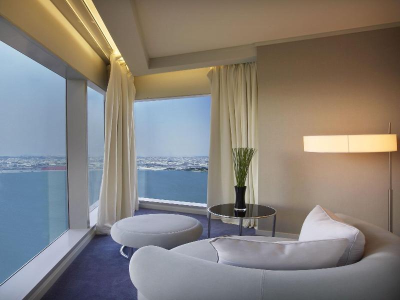 W Doha Hotel & Residences image