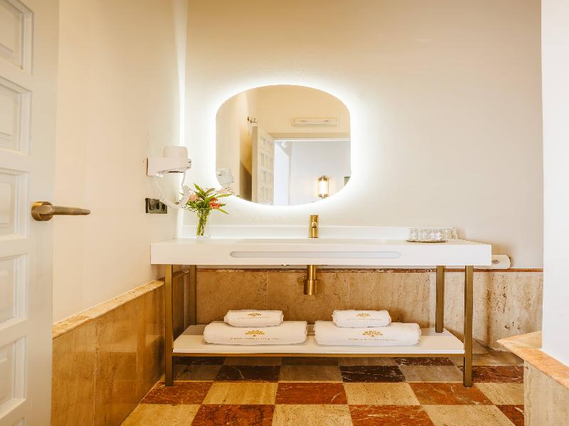 Hotel Boutique Casas de Santa Cruz image