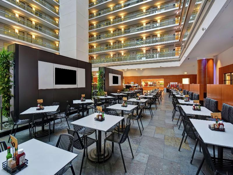 Hampton by Hilton Bremen North image