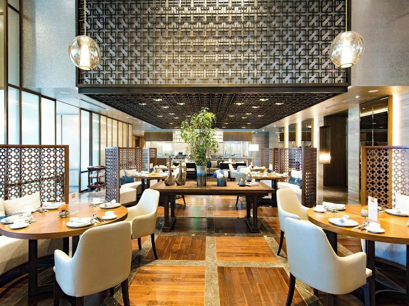 Renaissance Beijing Capital Hotel image