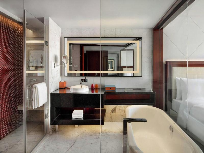 Renaissance Beijing Capital Hotel image