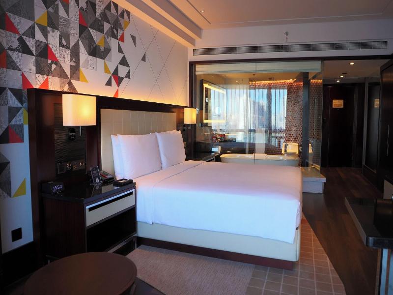 Renaissance Beijing Capital Hotel image