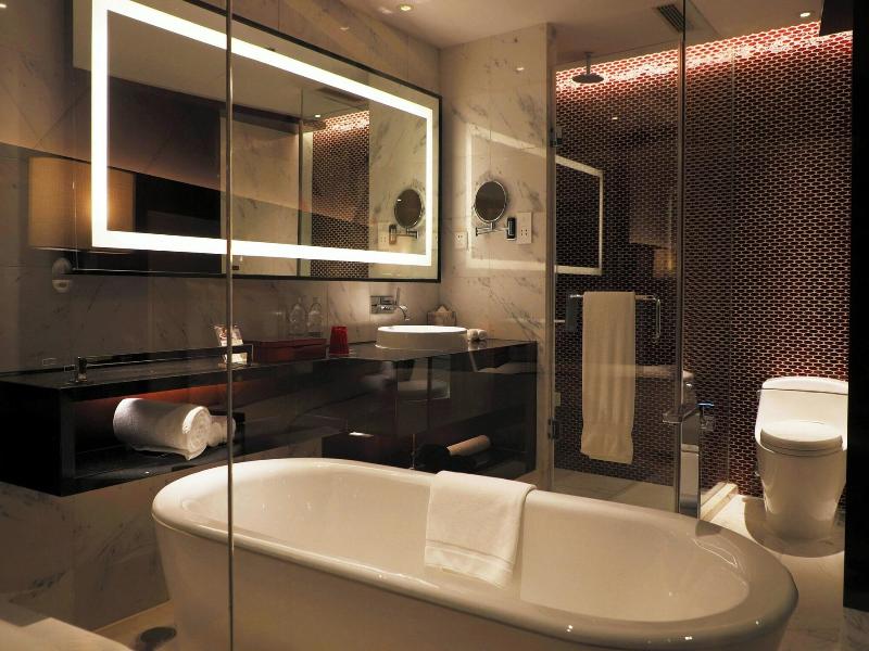 Renaissance Beijing Capital Hotel image