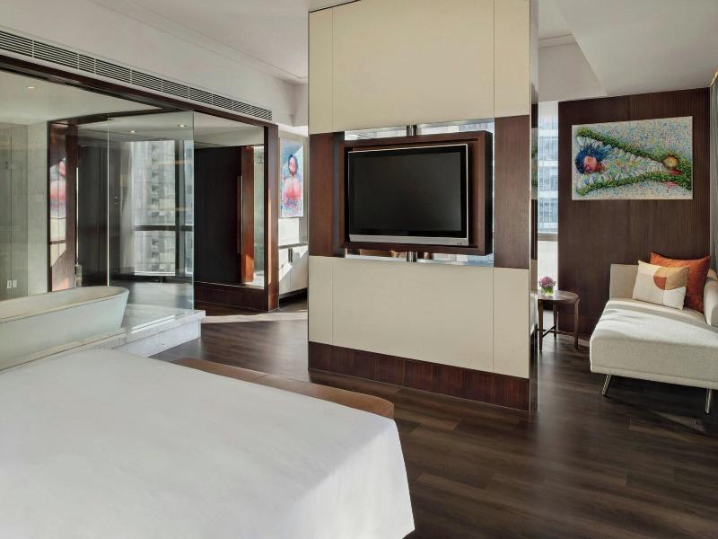 Renaissance Beijing Capital Hotel image