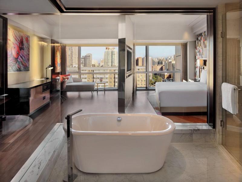 Renaissance Beijing Capital Hotel image