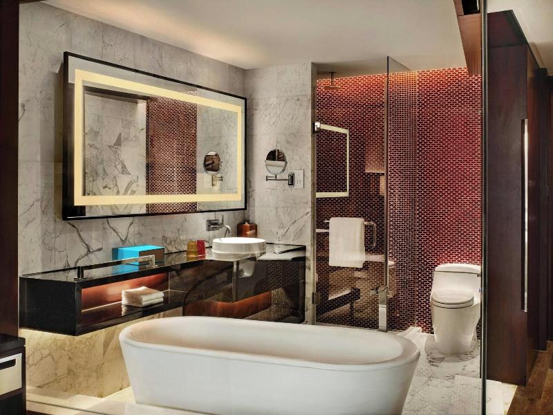 Renaissance Beijing Capital Hotel image