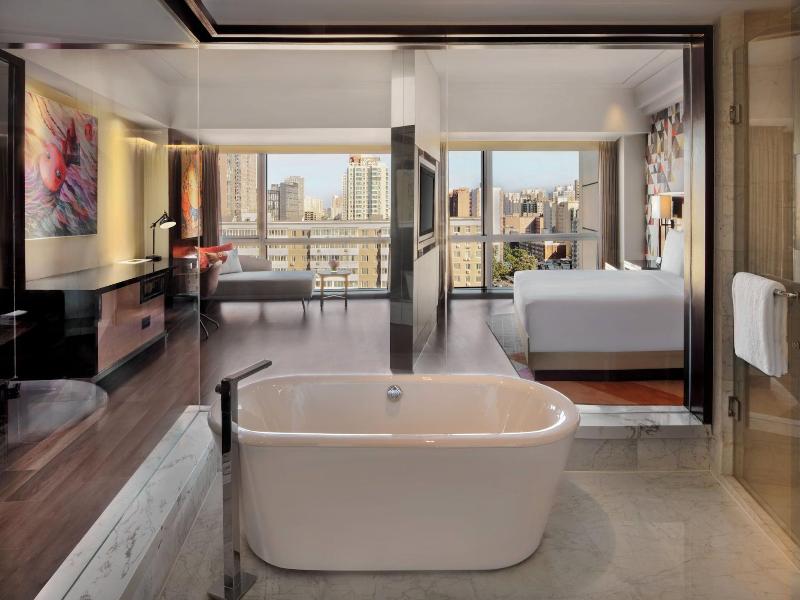 Renaissance Beijing Capital Hotel image