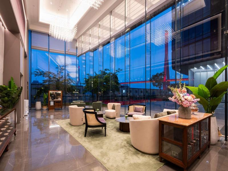 Mercure Shanghai Lujiazui Binjiang Center image