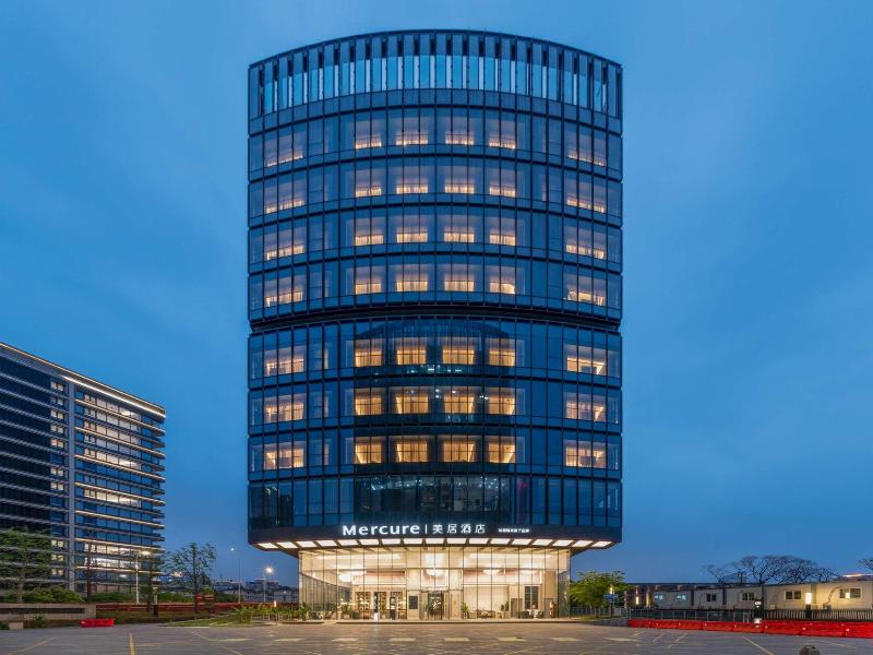 Mercure Shanghai Lujiazui Binjiang Center image