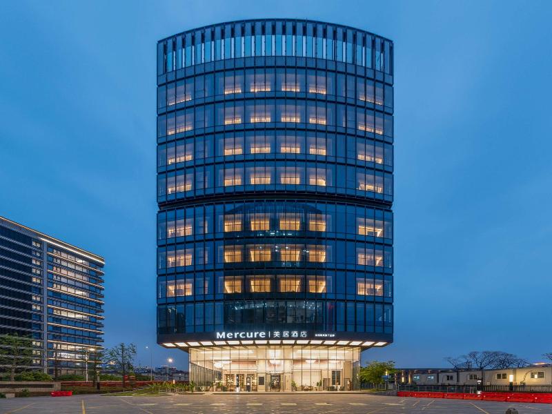 Mercure Shanghai Lujiazui Binjiang Center image