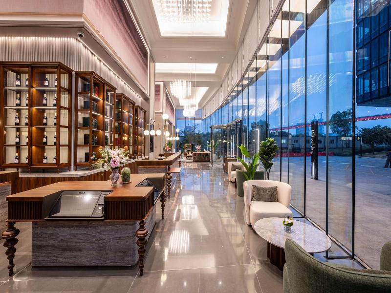 Mercure Shanghai Lujiazui Binjiang Center image