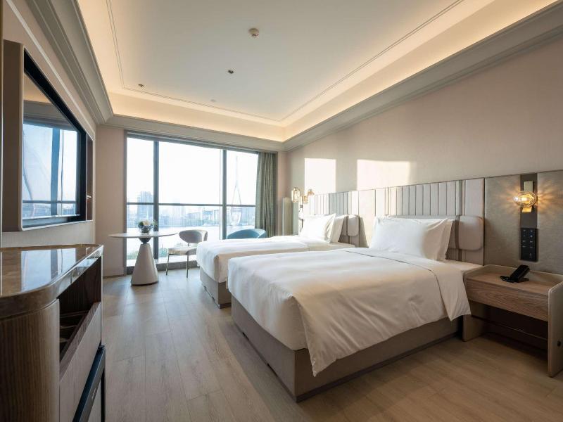 Mercure Shanghai Lujiazui Binjiang Center image
