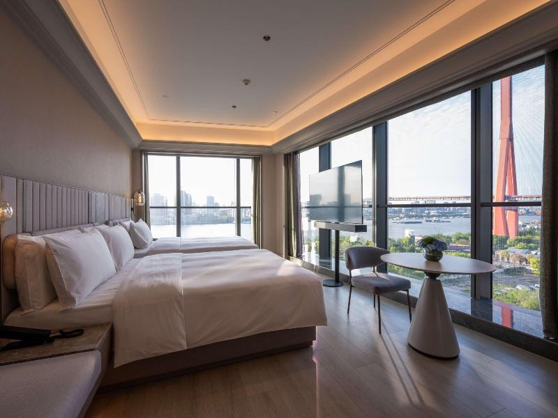 Mercure Shanghai Lujiazui Binjiang Center image