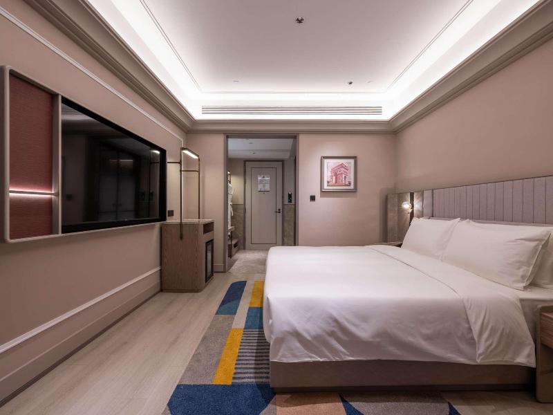 Mercure Shanghai Lujiazui Binjiang Center image