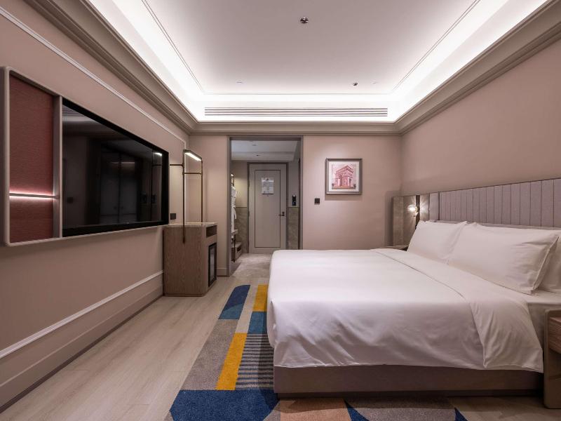 Mercure Shanghai Lujiazui Binjiang Center image