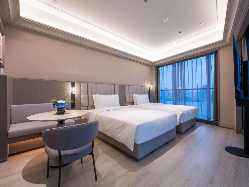 Mercure Shanghai Lujiazui Binjiang Center image