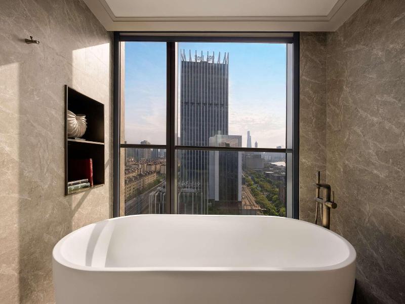 Mercure Shanghai Lujiazui Binjiang Center image