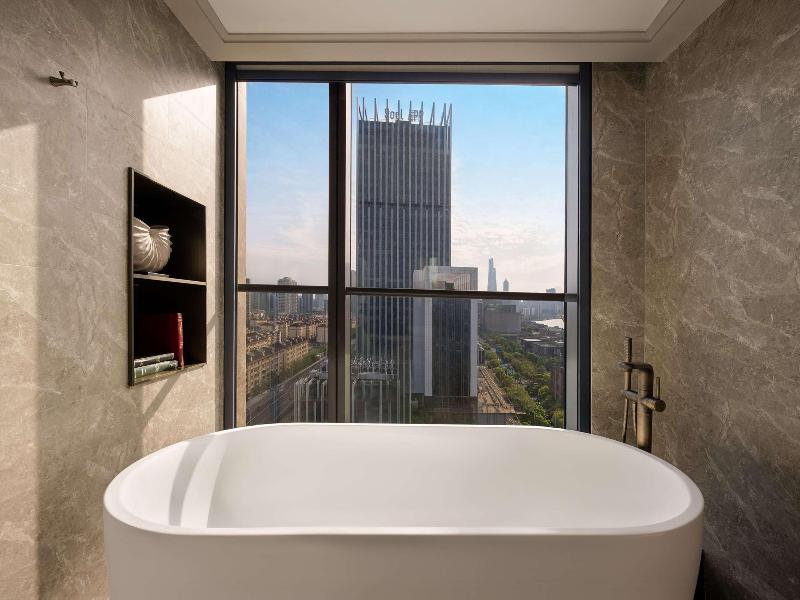 Mercure Shanghai Lujiazui Binjiang Center image