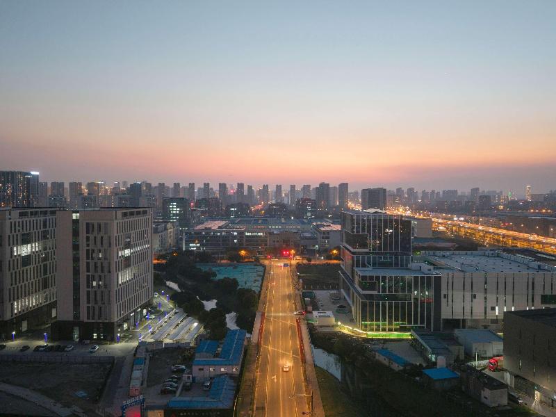 Mercure Wuxi Tian'an Intelligent Park image
