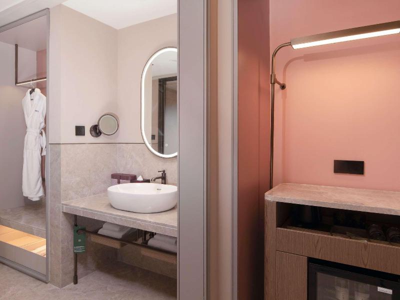 Mercure Wuxi Tian'an Intelligent Park image