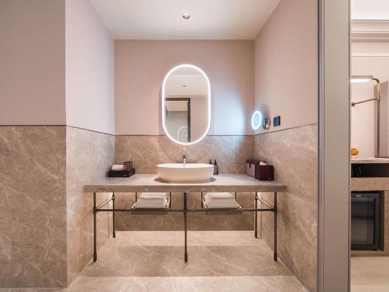 Mercure Shenyang Railway Station Taiyuan Street image