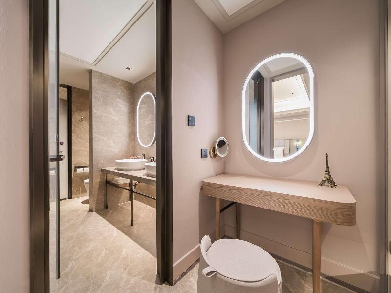 Mercure Shenyang Railway Station Taiyuan Street image