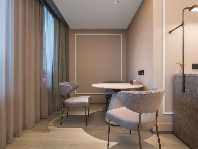 Mercure Shenyang Railway Station Taiyuan Street image