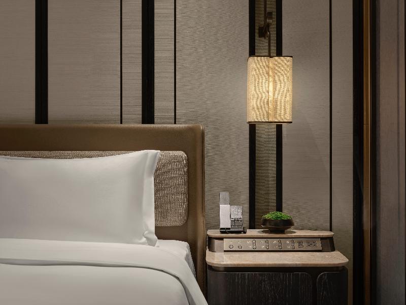 Classic Room with One King-size Bed and City Views