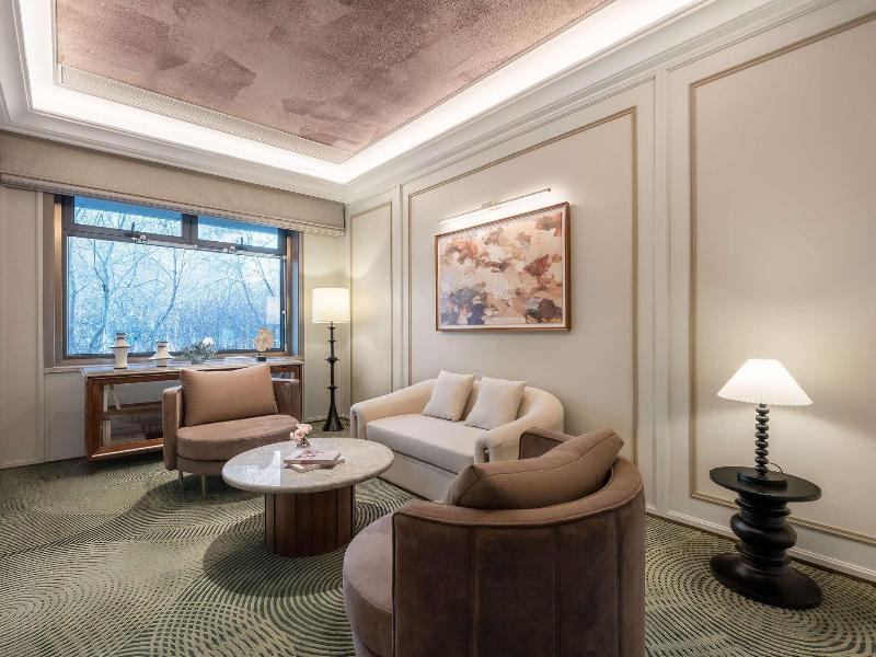 Mercure Shenyang Qingnian Avenue Tv Tower image