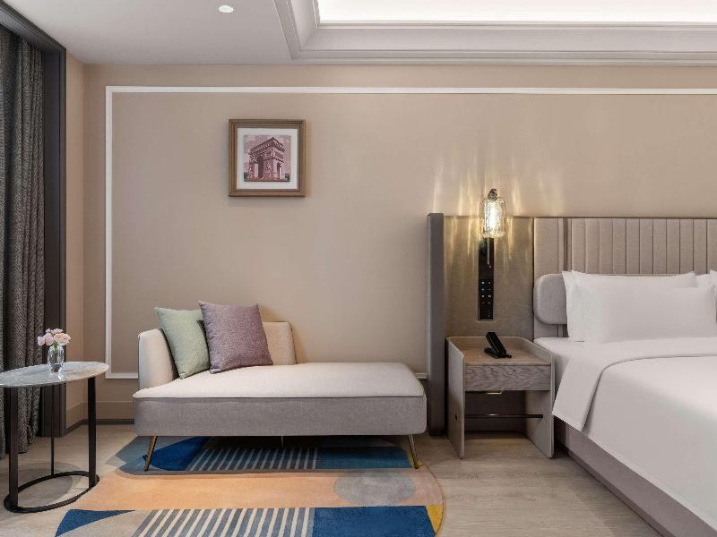 Mercure Shenyang Qingnian Avenue Tv Tower image