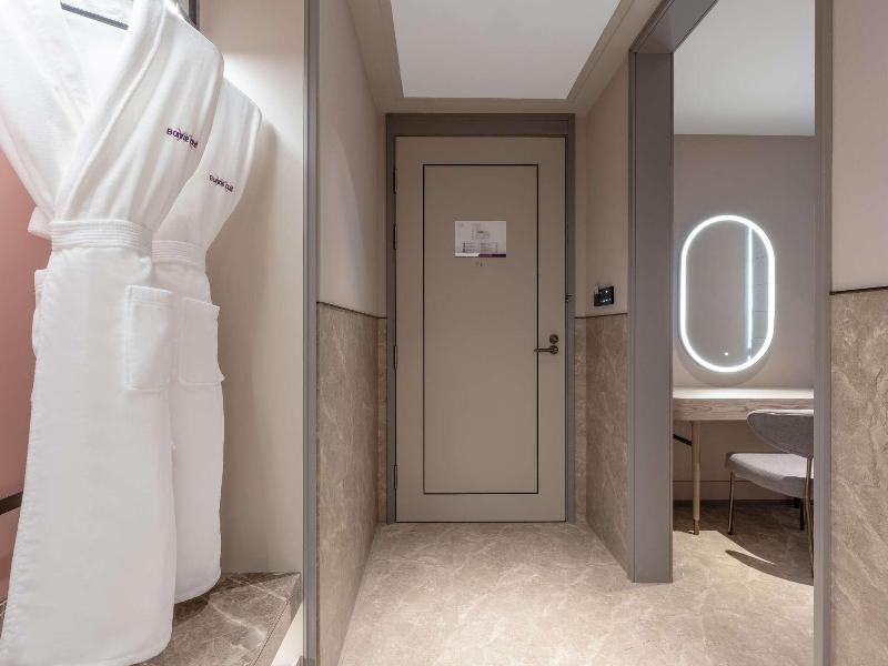 Mercure Shenyang Qingnian Avenue Tv Tower image