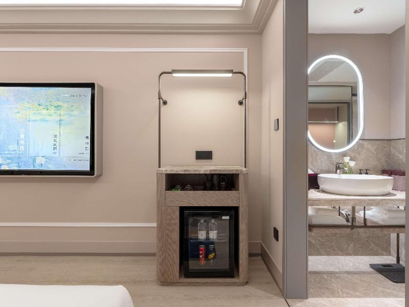 Mercure Shenyang Qingnian Avenue Tv Tower image