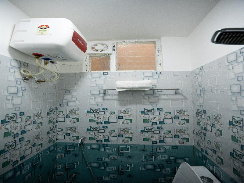 Rma Joliday Inn image