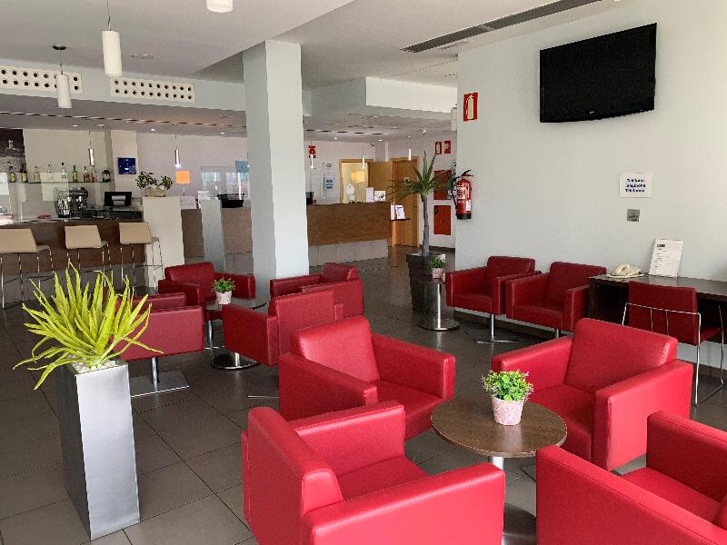Holiday Inn Express Vitoria image