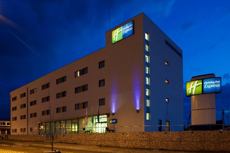 Holiday Inn Express Vitoria image