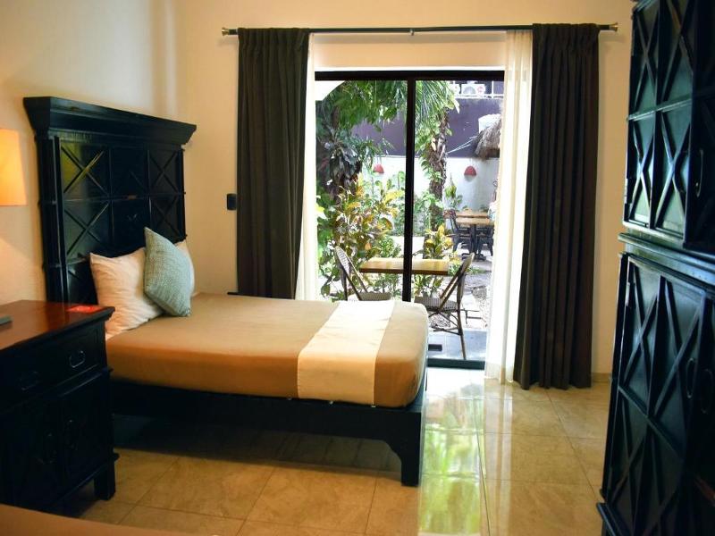 Hacienda Pardise image